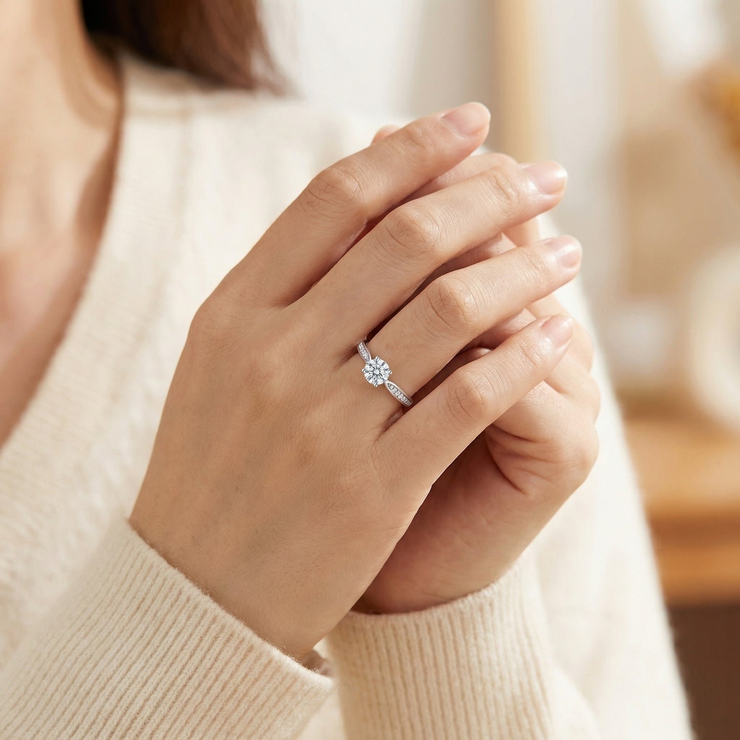 925 Sterling Silver Elegant Round Cut Solitaire Ring