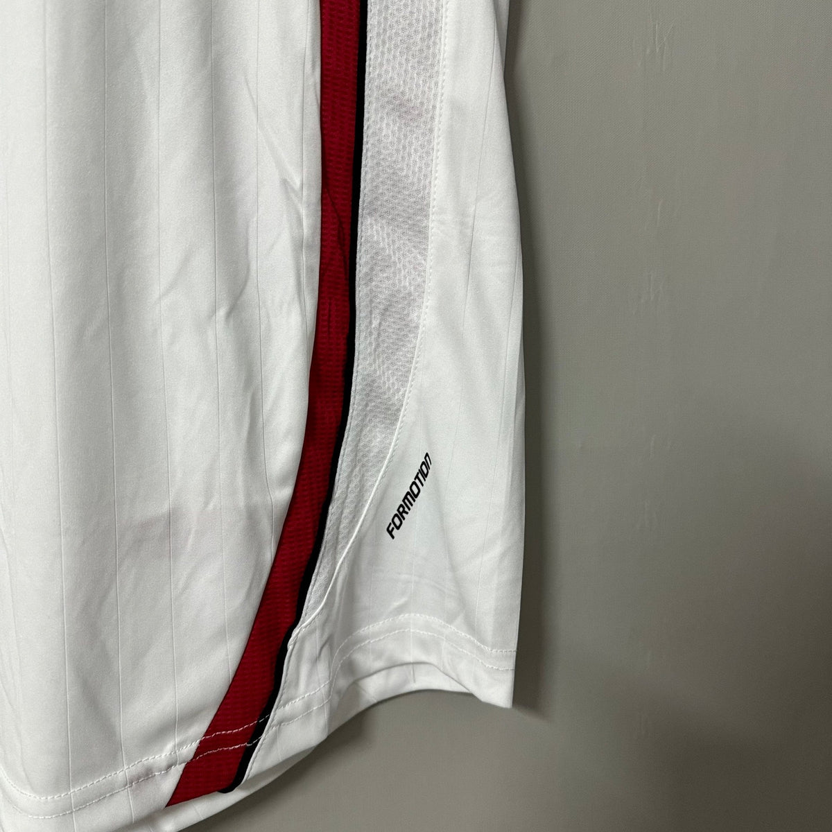AC Milan 2006/07 Away (UCL Final) Retro Jersey – view 4