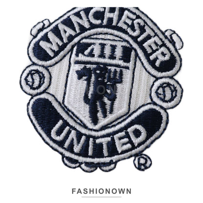 0001 season Manchester United F.C. away retro Kids kit – view 8