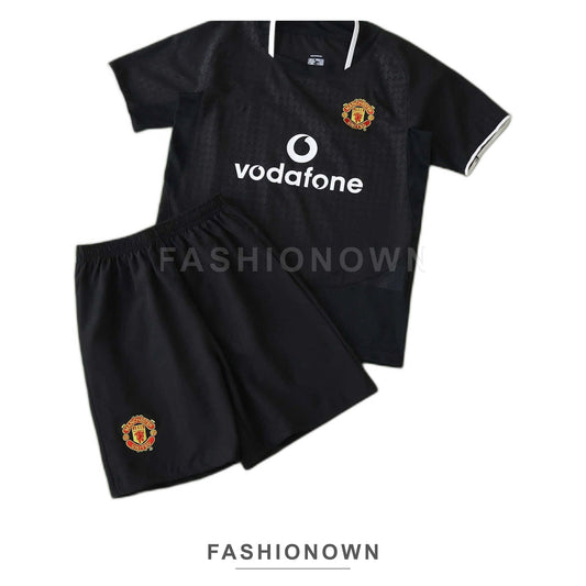 Manchester United 2003/04 Away Retro Kids Kit