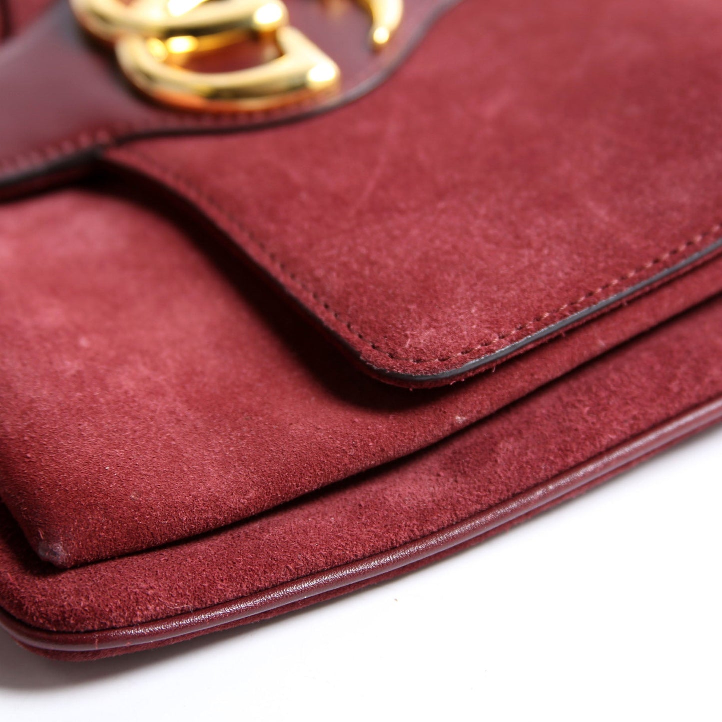 550126 Arli Flap Medium Suede Burgundy