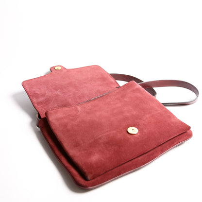 550126 Arli Flap Medium Suede Burgundy