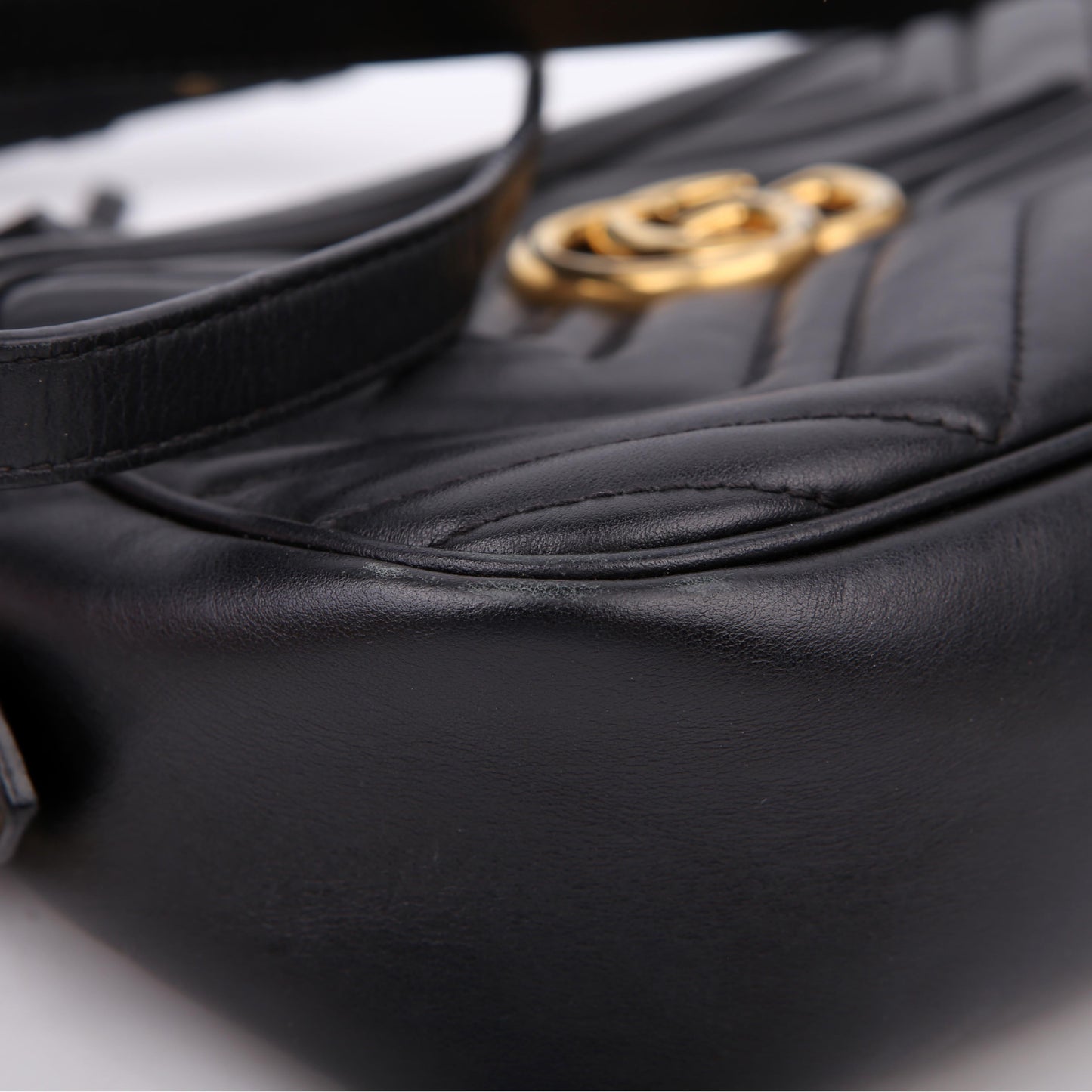 447632 Marmont Small Leather Camera Black
