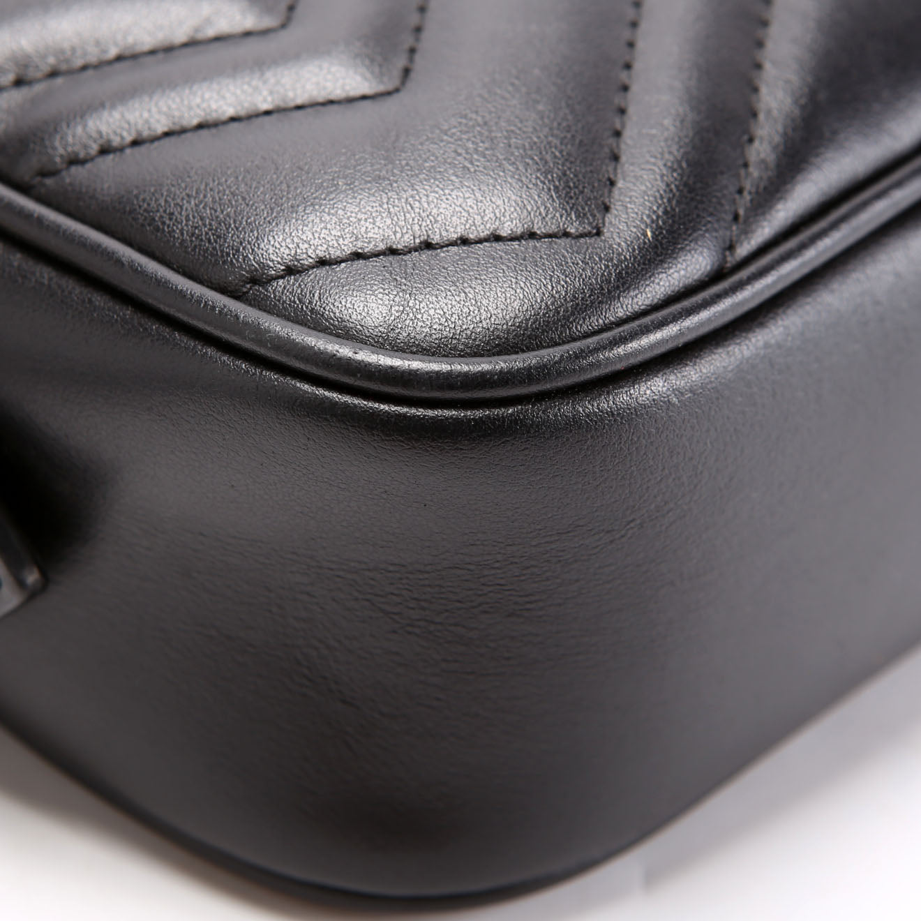 634785 Marmont Mini Camera Bag Black