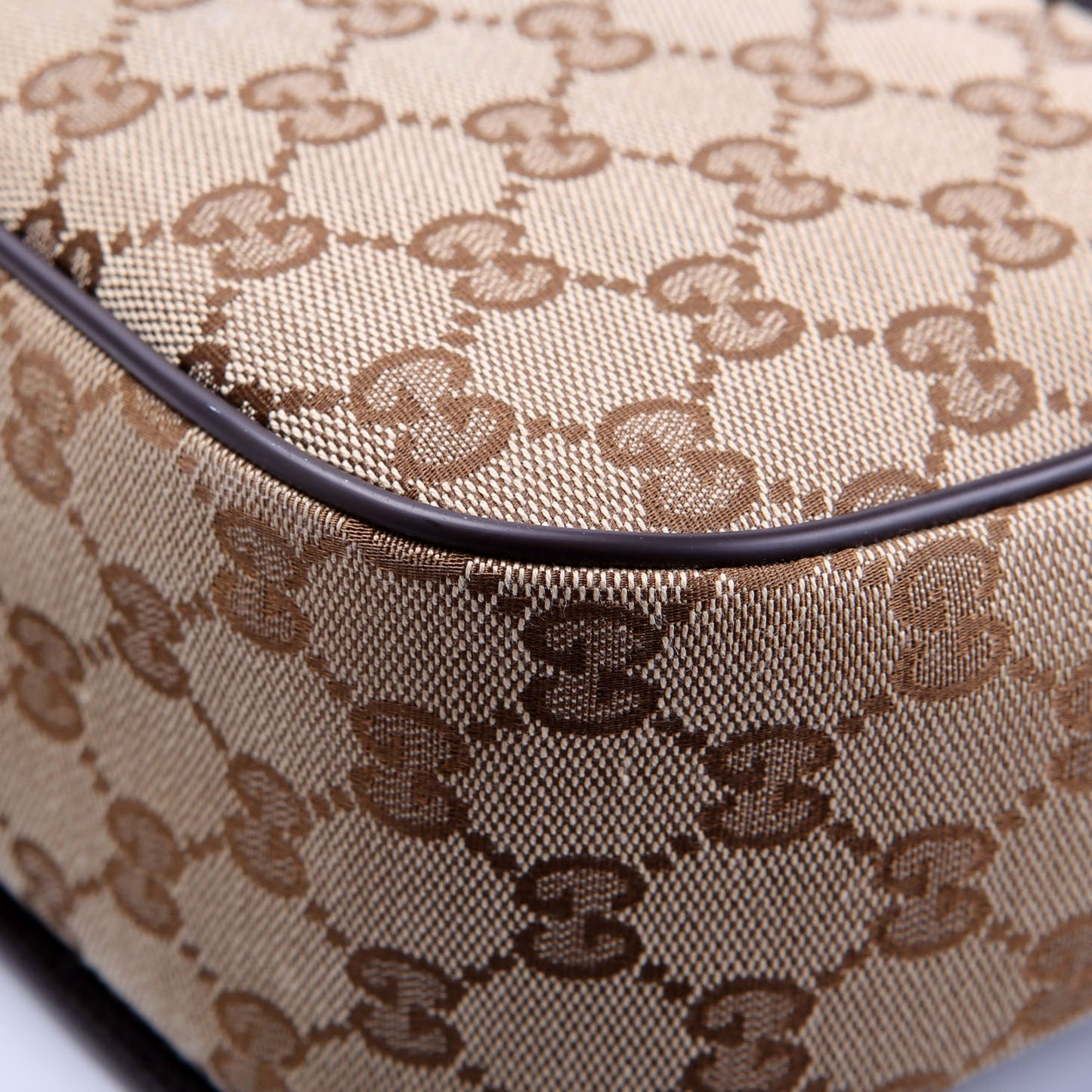 449172 GG Canvas Messenger Brown
