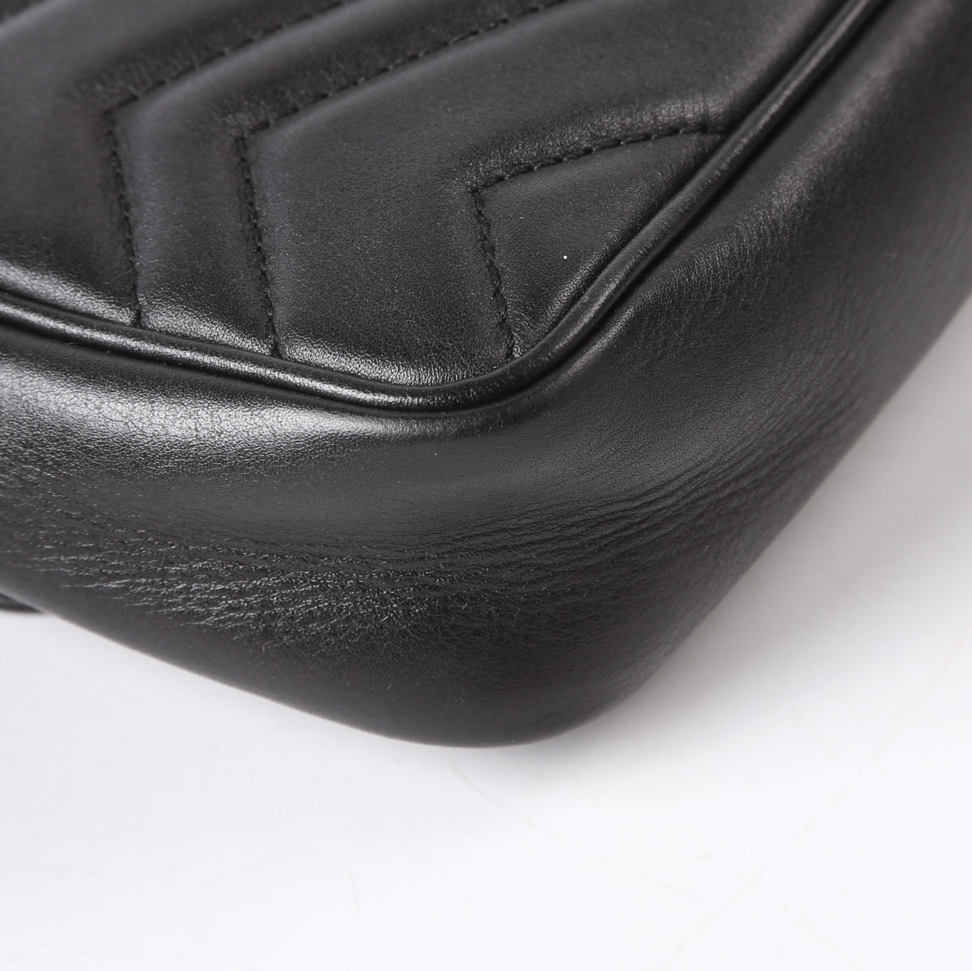 476433 Marmont Leather Super Mini Flap Black