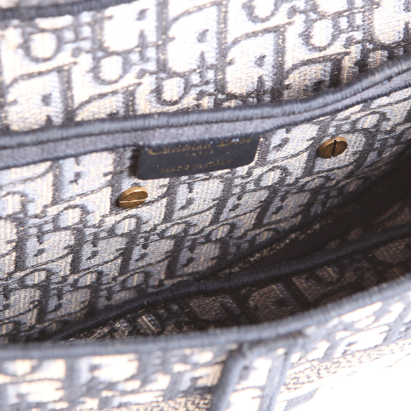 Saddle Bag Oblique
