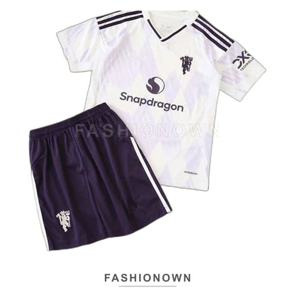Manchester United 2025/26 Away Kids Kit – Premier League Patch Option