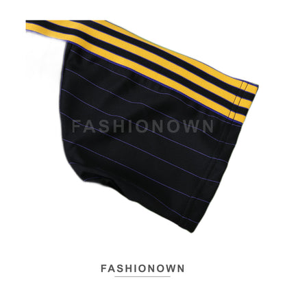 Manchester United 2025/26 Retro Pinstripe T-Shirt – Black & Gold – view 4