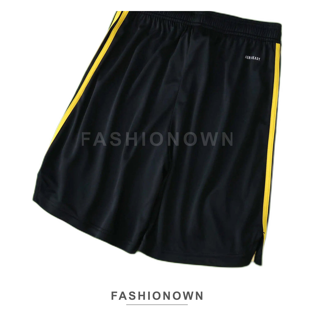 Manchester United 2025/26 Third Shorts – view 2
