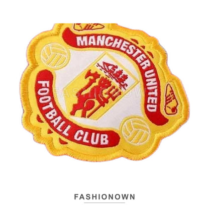 Manchester United 2025/26 Training Tracksuit – Black & Red – view 4