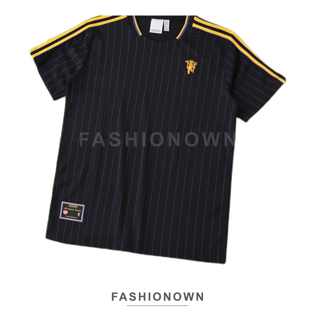 Manchester United 2025/26 Retro Pinstripe Training Shirt – Fan Version – view 2
