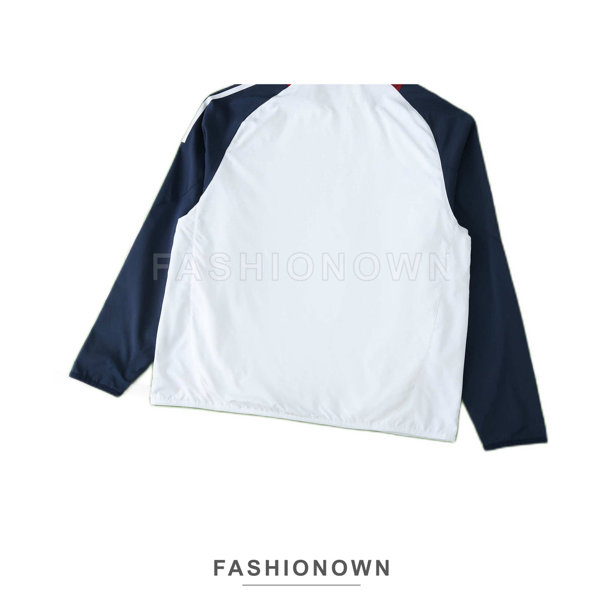 Manchester United 2025/26 Windbreaker – White & Navy – view 3