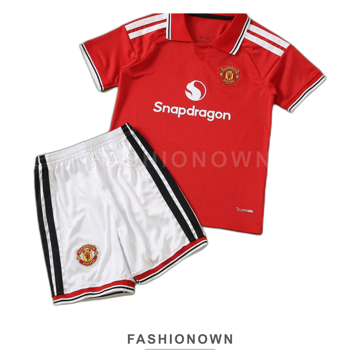 Manchester United 2026/27 Home Kids Kit