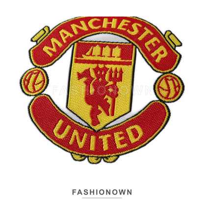 Manchester United 2026/27 Home Kids Kit – view 8