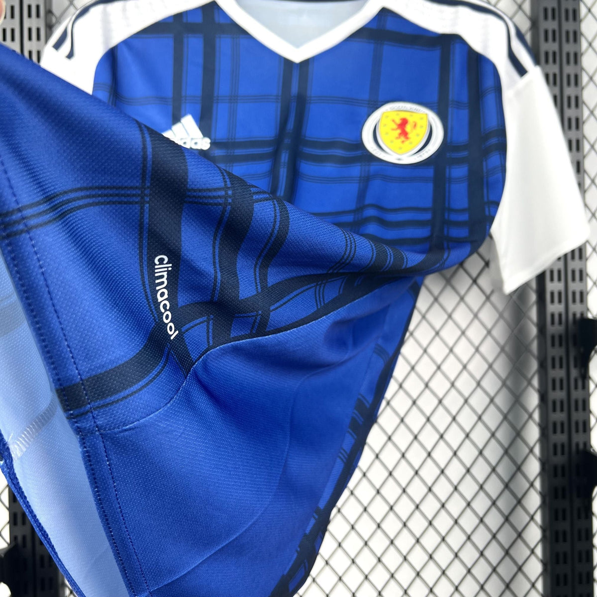 Scotland 2016 Home Retro Jersey – view 5