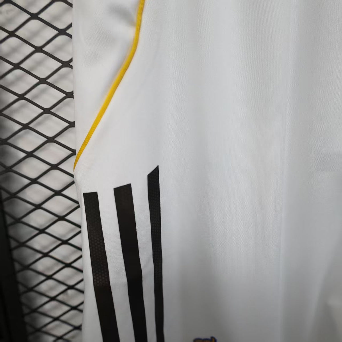 Real Madrid 2025/26 Home Shorts – Player Edition