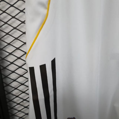 Real Madrid 2025/26 Home Shorts – Player Edition