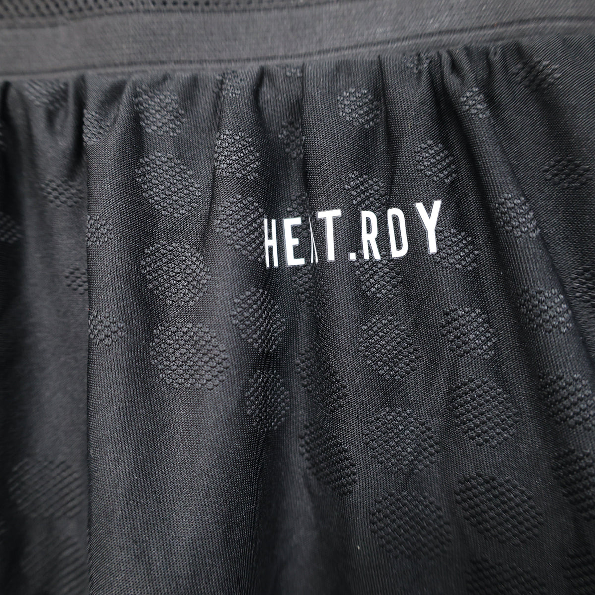 Liverpool 2025/26 Away Black Shorts – Player Edition