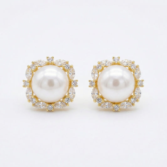925 Sterling Silver Elegant White Pearl Stud Earrings