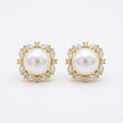 925 Sterling Silver Elegant White Pearl Stud Earrings