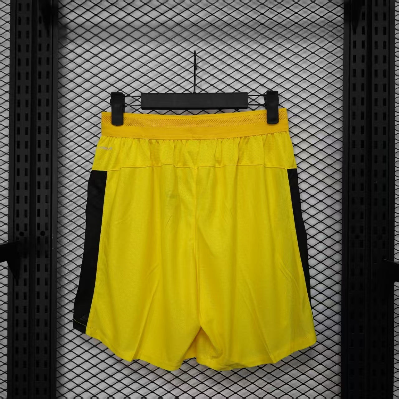 Borussia Dortmund 2025/26 Home Shorts – Player Edition