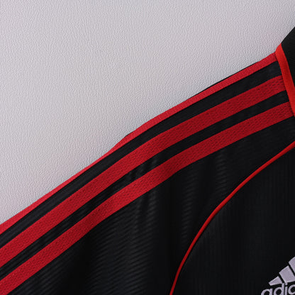AC Milan 1998/99 Away (Third Kit) Retro Jersey – view 3