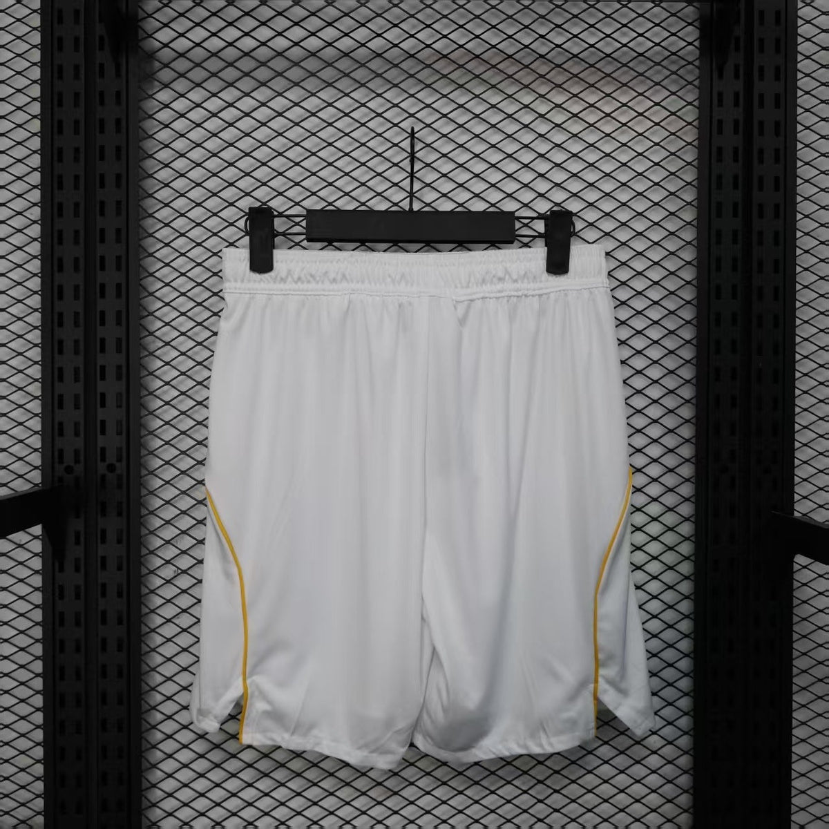 Real Madrid 2025/26 Home Shorts – Player Edition