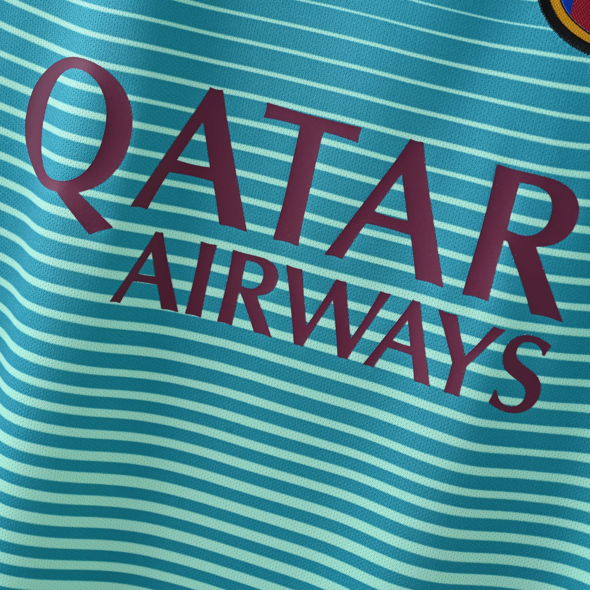 Barcelona 2016/17 Away (Third Kit) Retro Jersey – view 3