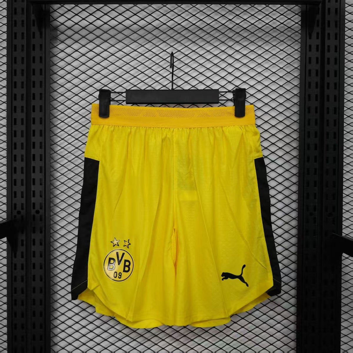 Borussia Dortmund 2025/26 Home Shorts – Player Edition