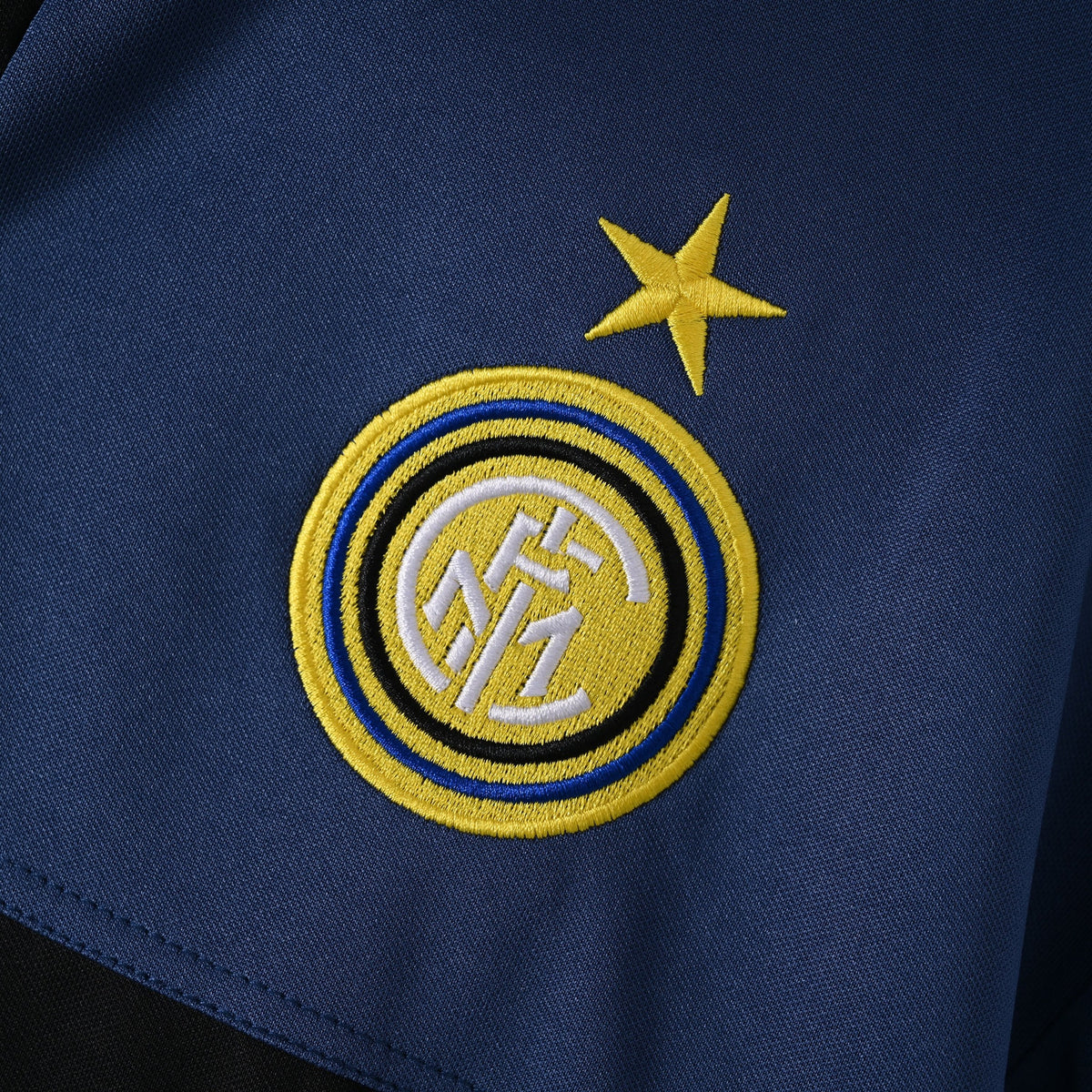 Inter Milan 1998/99 Away (Third Kit) Retro Jersey – view 3
