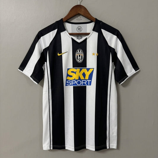 Juventus 2004/05 Home Retro Jersey