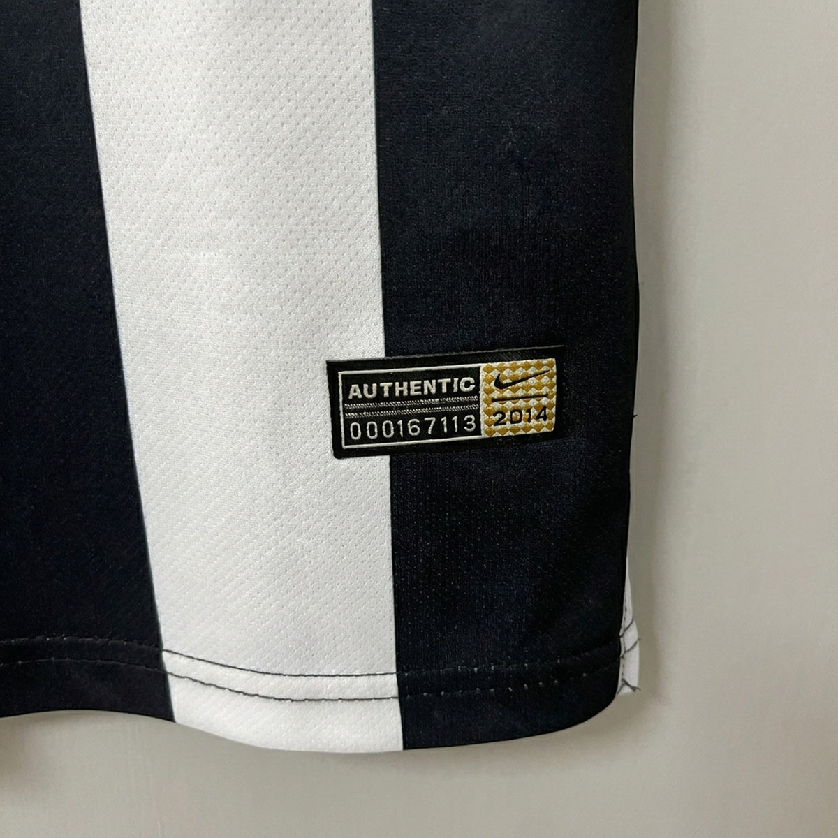 Juventus 2014/15 Home Retro Jersey – view 5