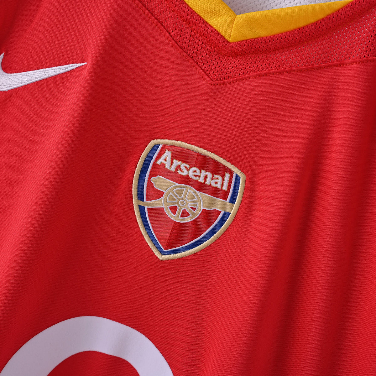 Arsenal 2004/05 Home Retro Jersey – view 3