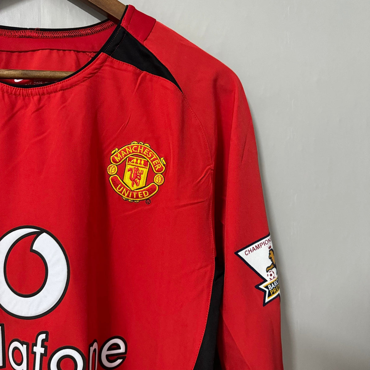 Manchester United 2003/04 Home Long-Sleeve Retro Jersey – view 3