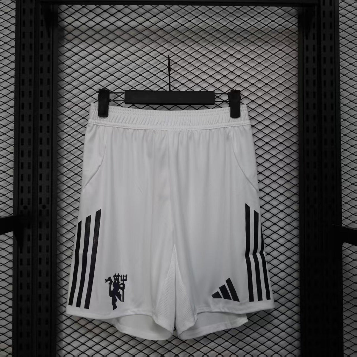 Manchester United 2025/26 Adult Away Authentic Short