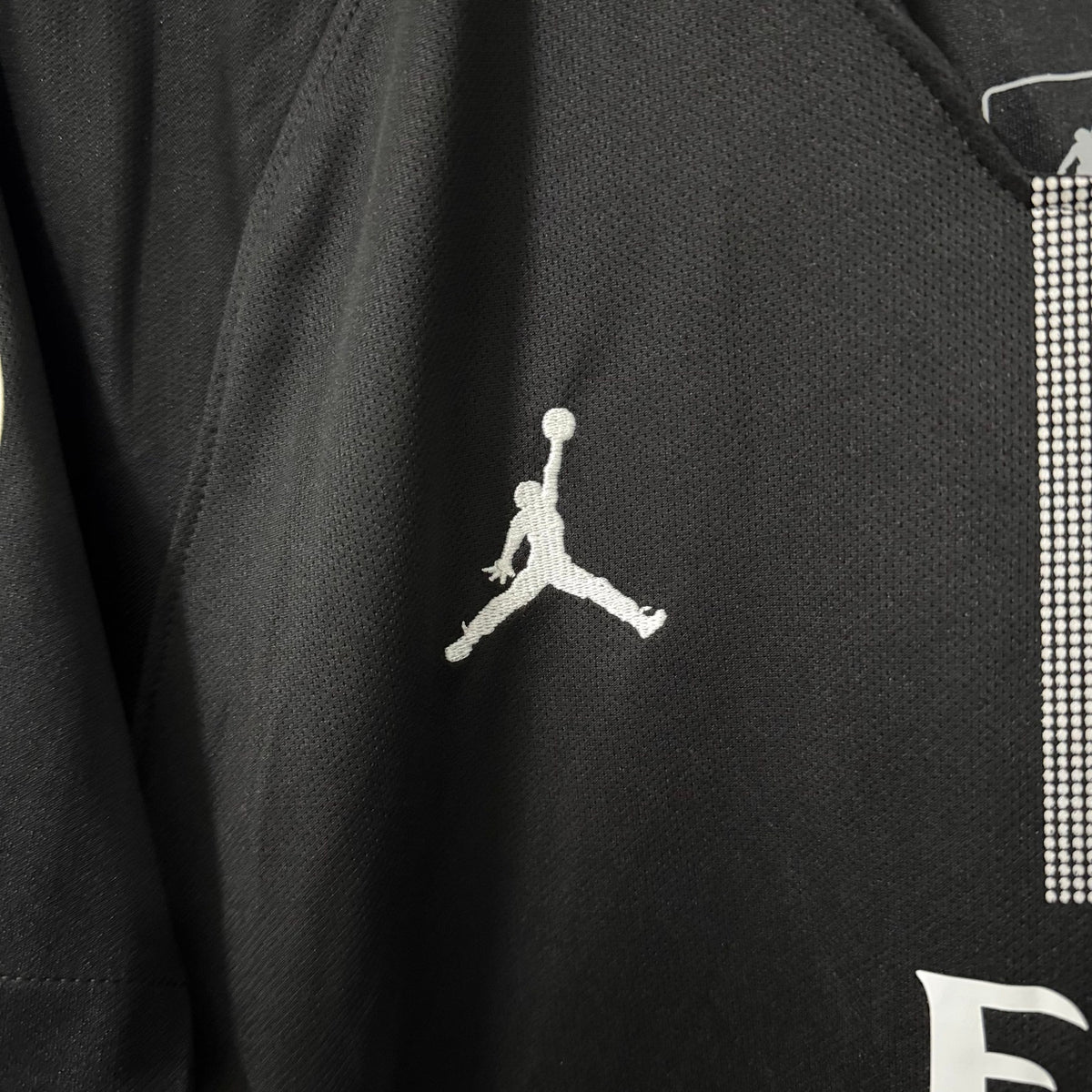 Paris Saint-Germain 2018/19 Away (Third Kit) Jersey – view 2