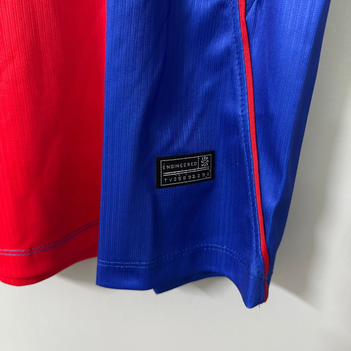 Paris Saint-Germain 2026/27 Home Jersey – view 3