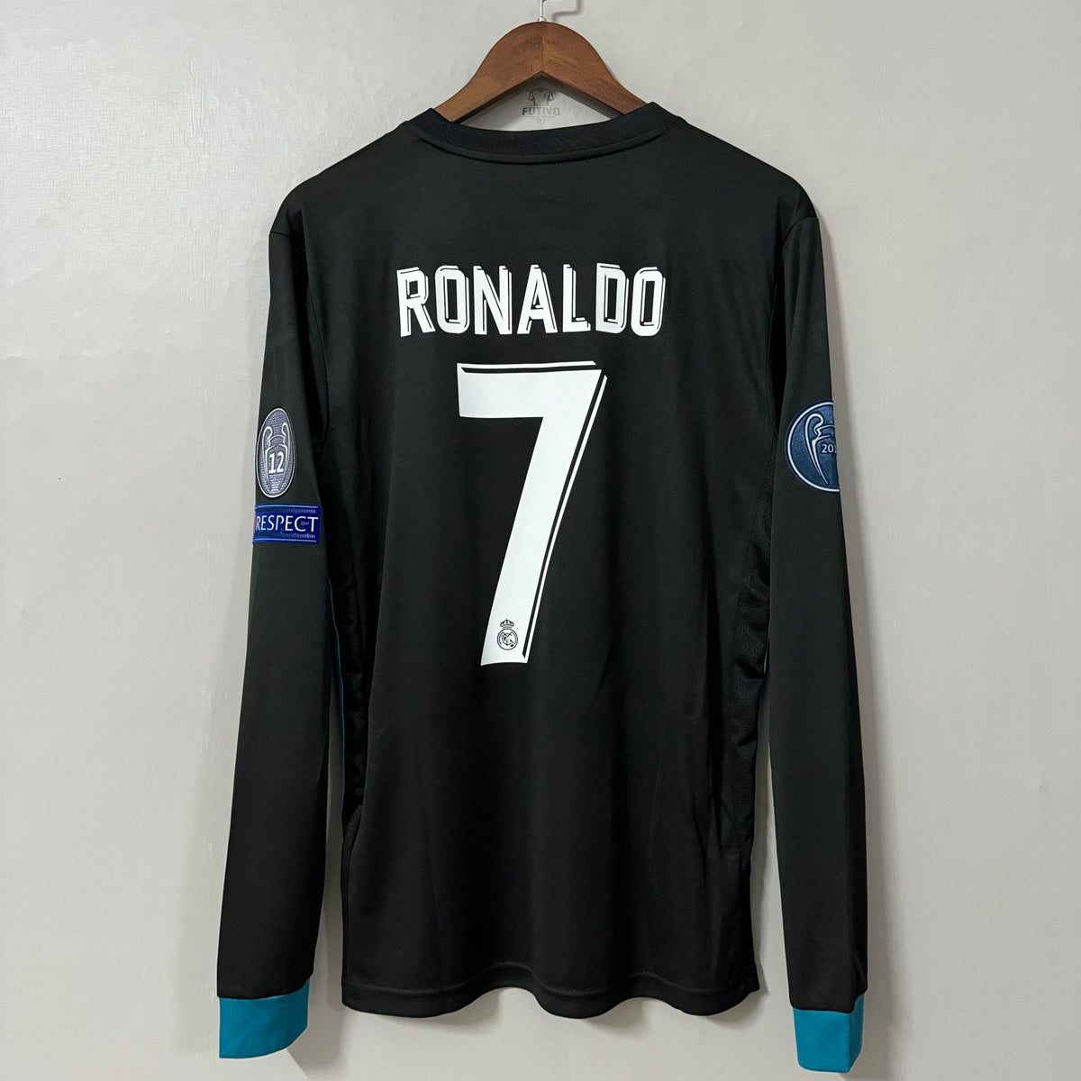 Real Madrid 2017/18 Away Long-Sleeve Retro Jersey – view 2