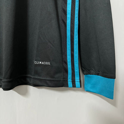 Real Madrid 2017/18 Away Long-Sleeve Retro Jersey – view 4