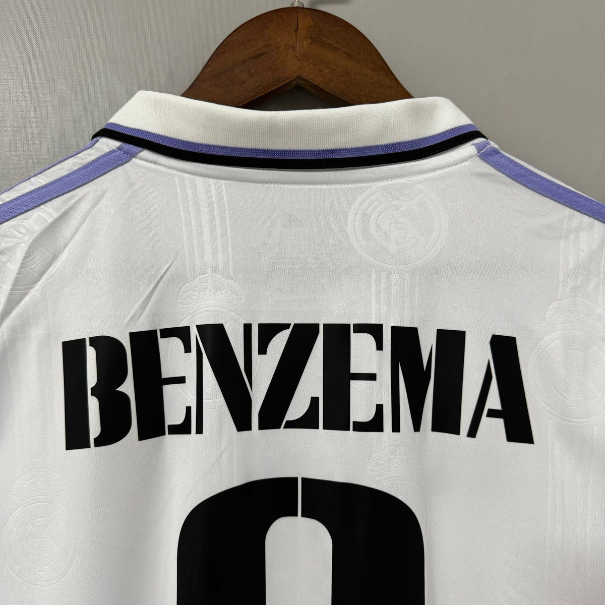 Real Madrid 2022/23 Home Jersey – view 4