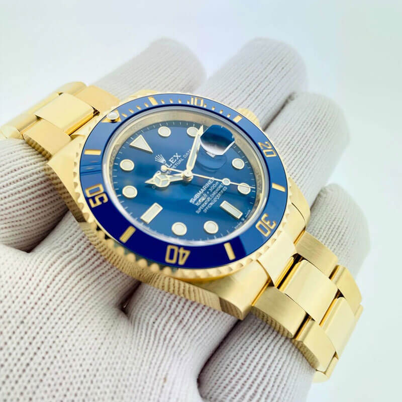 Rolex Submariner Date 126618LB Blue Dial 18k Yellow Gold Watch